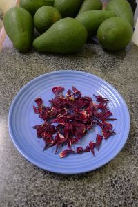 Sudan tea, made from dried rosella calyxes, is antioxidant rich