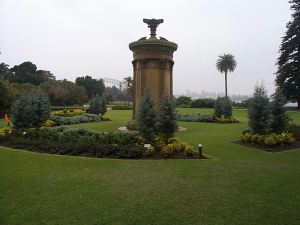 Flower Bed Lawn 13.8.1999