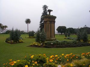 Flower Bed Lawn 13.8.1999