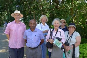 Deputy Director, Peradeniya Botanic Gardens meets The Adventure Travellers